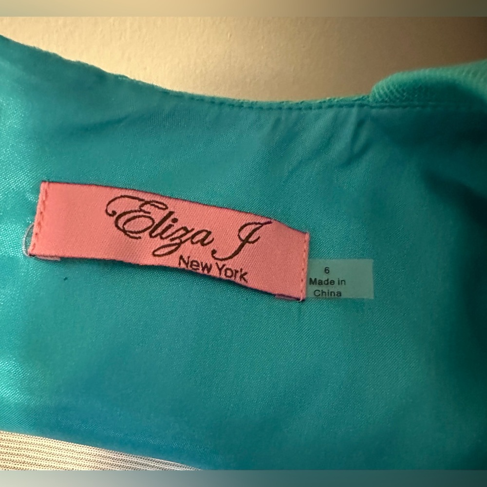 Eliza J Missy Retro Shift Dress - Picture 5 of 5